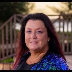 Meet your Posher, Alison